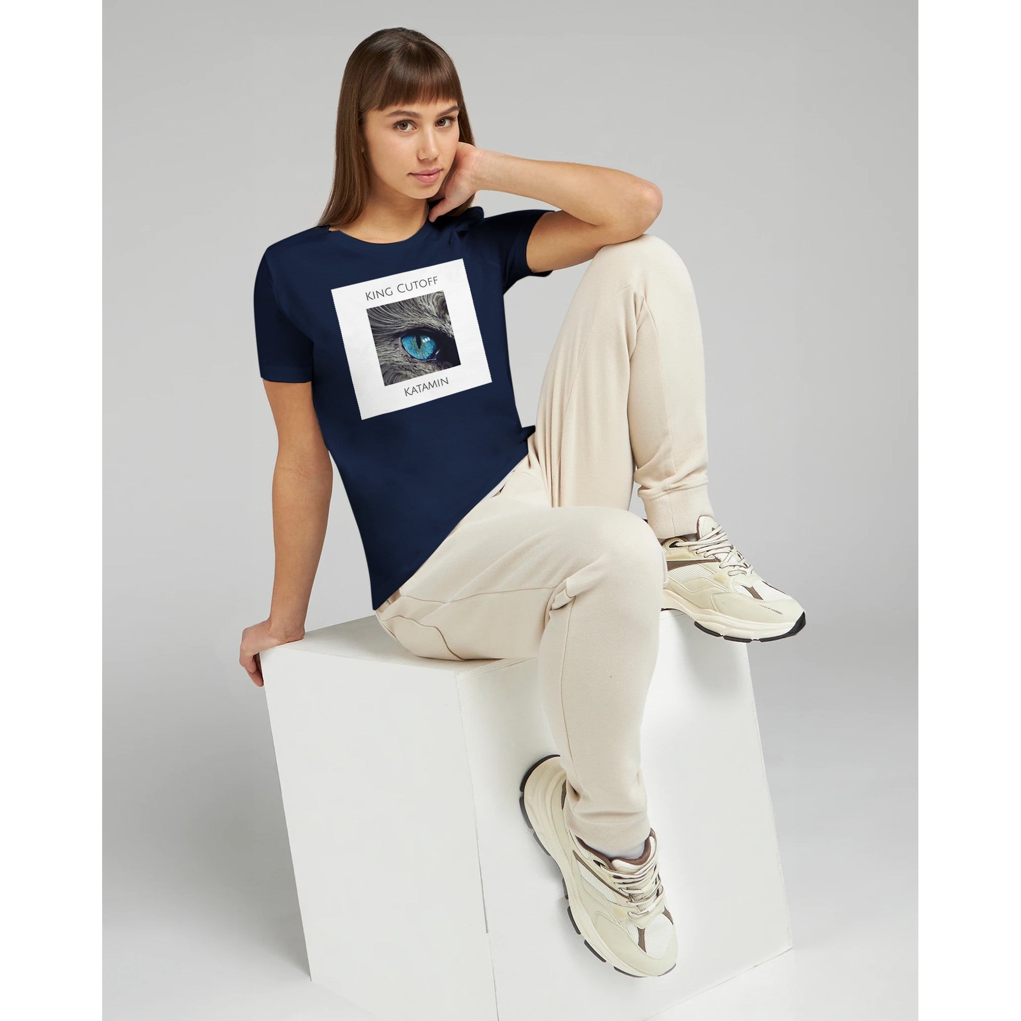 7e8f76c9-4b5f-4445-a1e8-5746c588e689